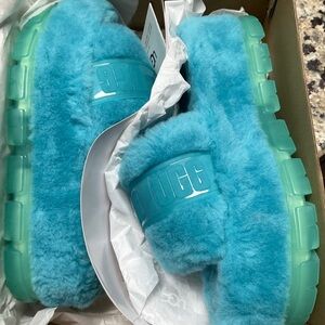 UGG Fluffita Platform Slide Slippers